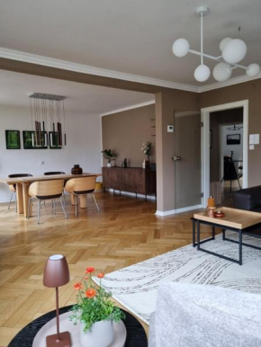 Im Zentrum von Leverkusen, helle 3-Zimmerwohnung 80 m2